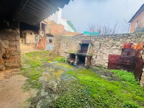 Chalet en calle de las Cuatro Esquinas