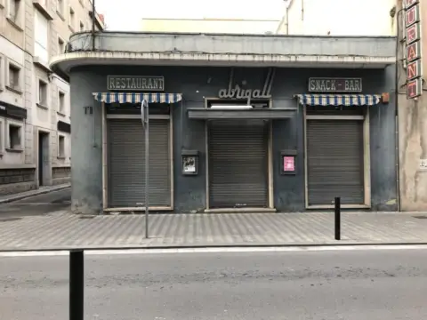 Local comercial en Carrer de Monturiol