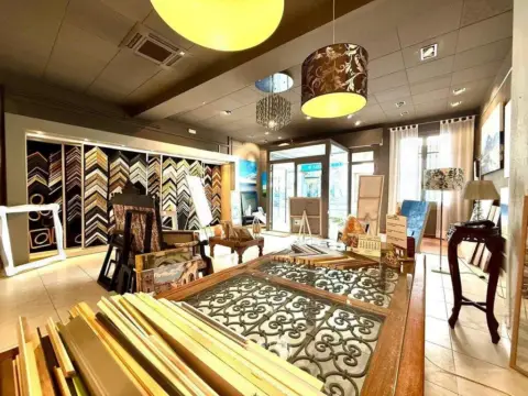 Local comercial en Carrer del Migdia