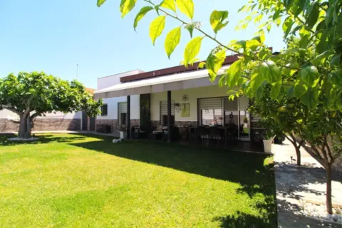 Chalet en Jardines del Guadiana