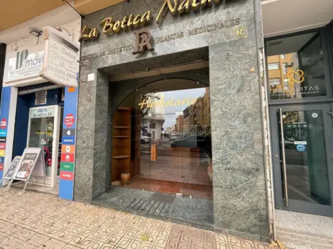 Local comercial en San Roque - Ronda Norte
