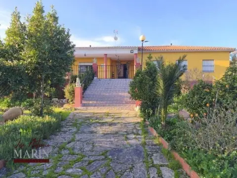 Finca rústica en Avenida de Portugal