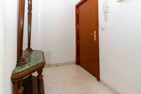 Piso en calle de Fernando Castón
