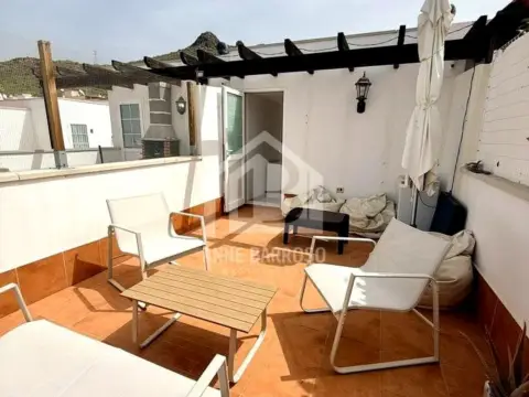Dúplex en calle San Borondon