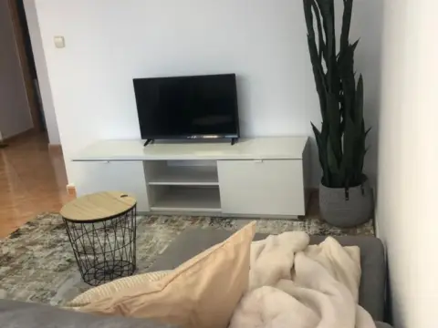 Piso en calle de la Marina, 7