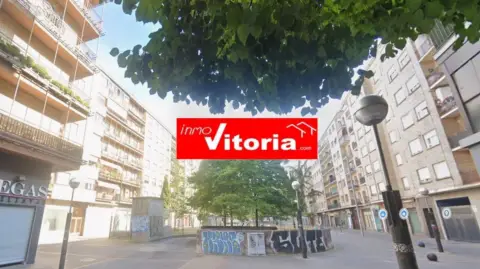 Piso en Plaza de Zaldiaran