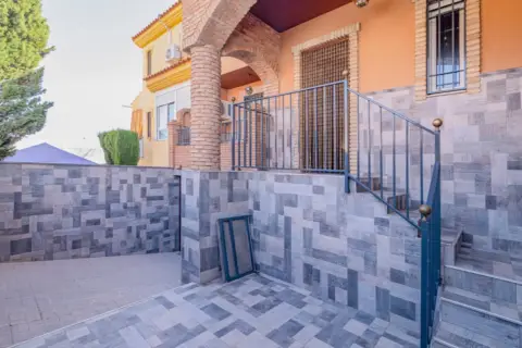 Chalet en calle de Jaén, 32