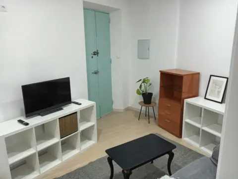 Piso en Reyes Catolicos