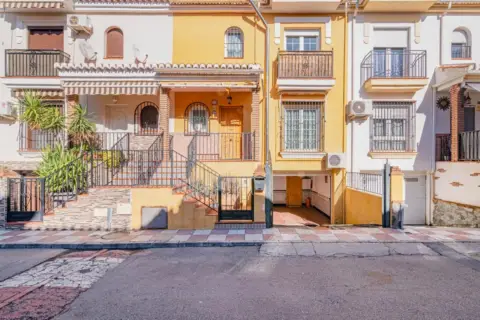 Casa adosada en Camino de Las Galeras