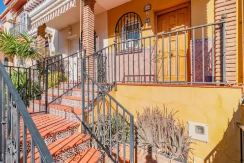 Casa adosada en Camino de Las Galeras