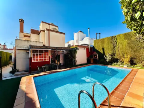 Chalet en calle de la Torre del Agua, 3