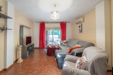 Piso en calle de la Encrucijada