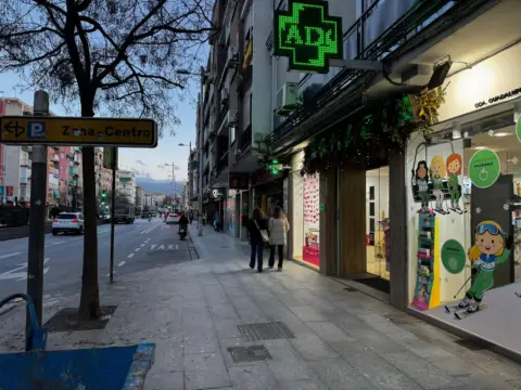 Piso en Camino de Ronda, 41