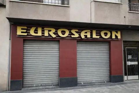 Local comercial en Avenida de Dílar, 132