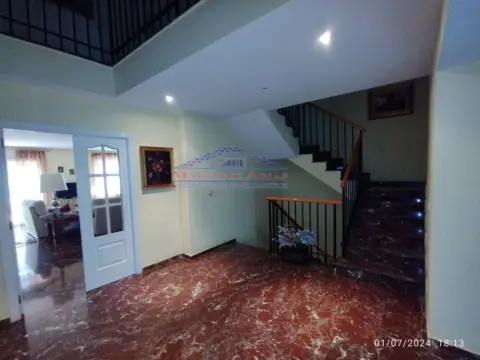 Casa adosada en Valdeastillas-Fuentezuelas