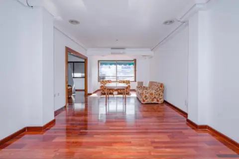 Piso en calle Tejeiro, 21