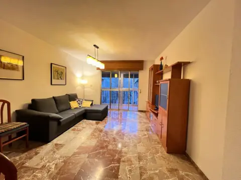 Piso en calle de Abén Humeya