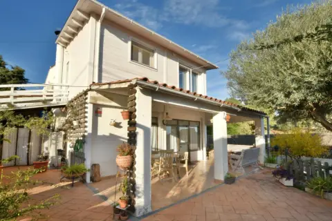 Casa/Chalet en Barcelona (1/5)