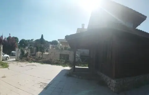 Chalet en Urbanización Valdearenas