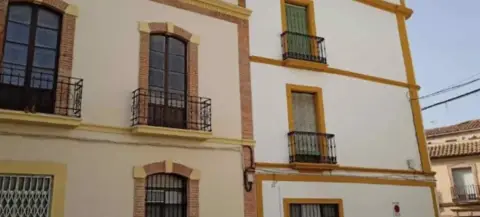 Edificio en calle de Fernández de Santiago