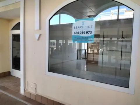 Local comercial en Pueblo Latino