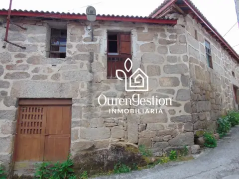 Finca rústica en San Cibrao Das Viñas