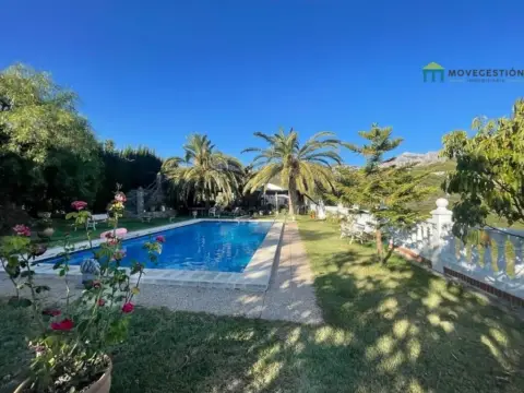 Finca rústica en Benaocaz