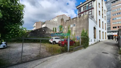 Local comercial en Avenida de Rosalía de Castro, 112