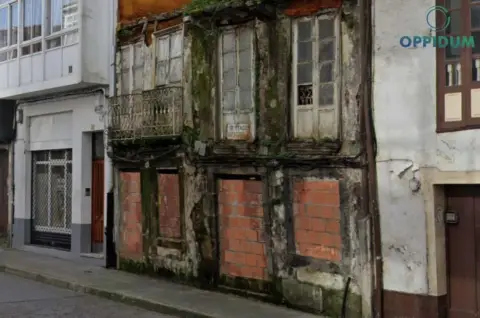 Terreno en calle de la Ribeira, 52