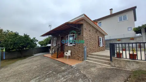 Chalet en Parroquias Rurales