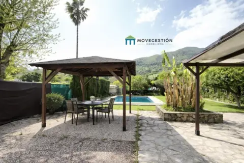 Casa en Tavizna