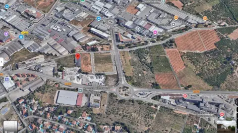 Nave industrial en Camino de Benicull
