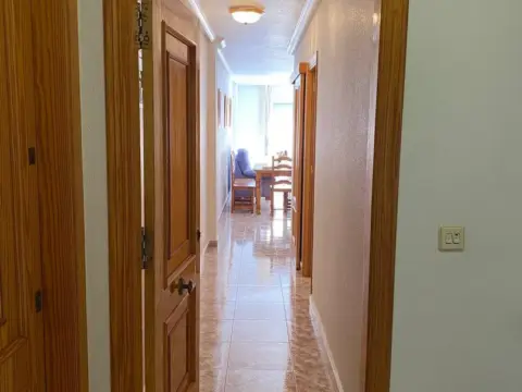 Piso en calle de Hernán Cortés