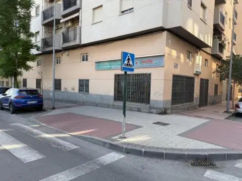 Local comercial en Plaza de las Flores, 8