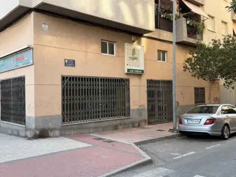 Local comercial en Plaza de las Flores, 8