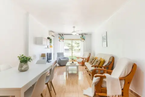 Piso en Villananitos