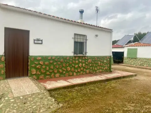 Chalet en calle Poblado Vicario