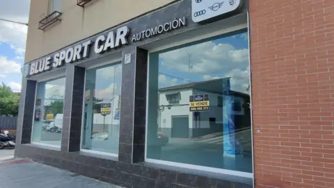 Local comercial en Carretera de Granada, 21