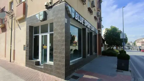 Local comercial en Carretera de Granada, 21