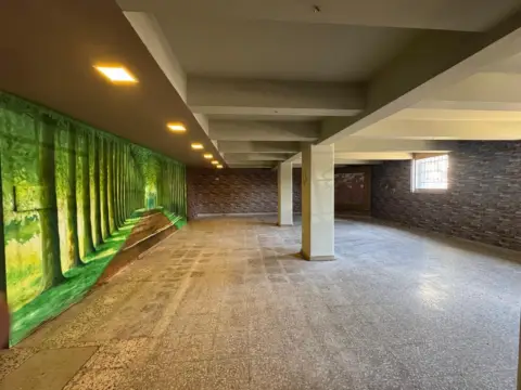 Local comercial en Avenida Bella