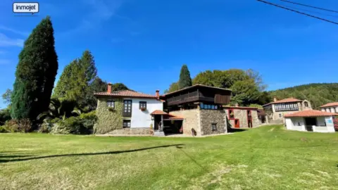 Chalet en calle Omedas, nº 16