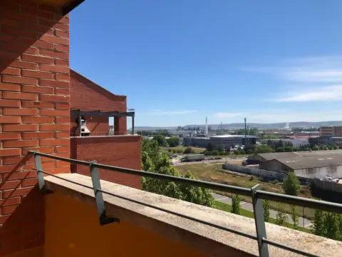 Ático en calle Abedul