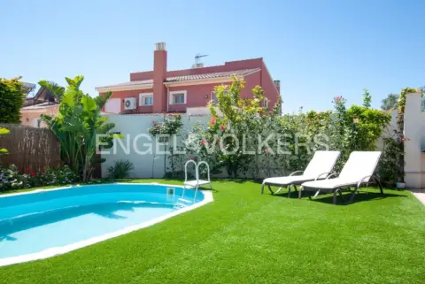 Casa pareada en Carrer de Moscú, 88