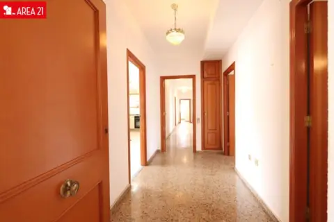 Edificio en Casco Urbano