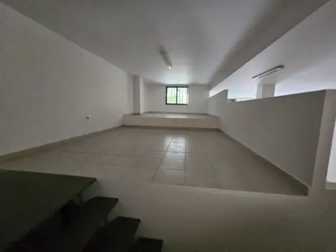 Local comercial en calle de Castro Canseco, 6