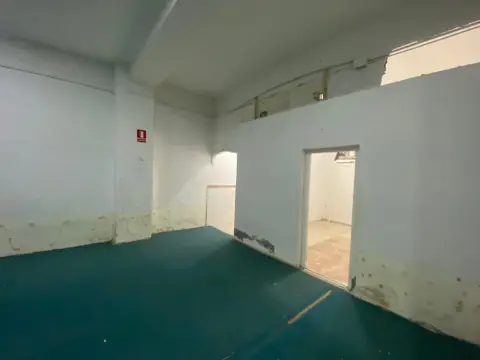 Local comercial en Cerca de Igualada