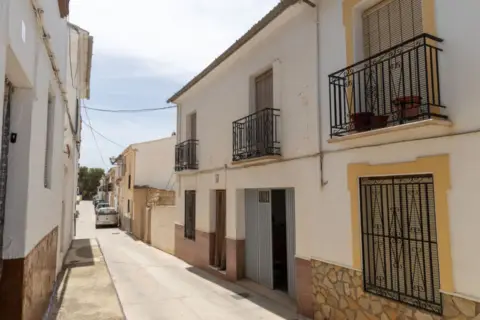 Casa adosada en calle C. Alta, 22