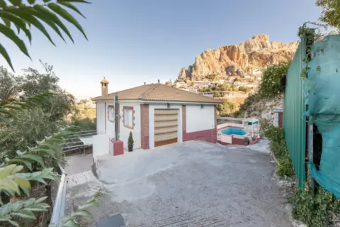 Chalet en calle Extrarradio