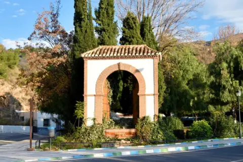 Casa adosada en calle Huelva