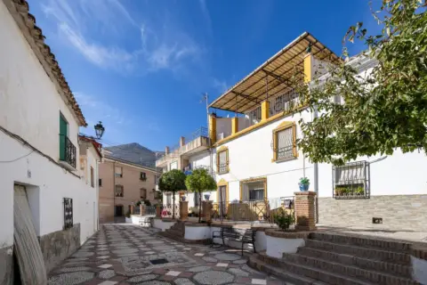 Casa adosada en calle de Nazar